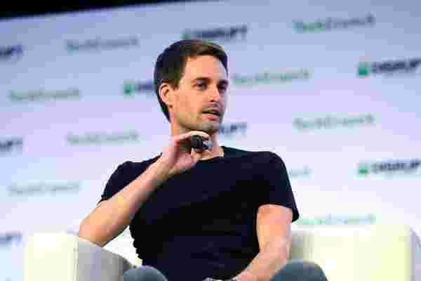 Snap首席执行官埃文·斯皮格尔 (Evan Spiegel) 表示，TikTok可能比Instagram更大